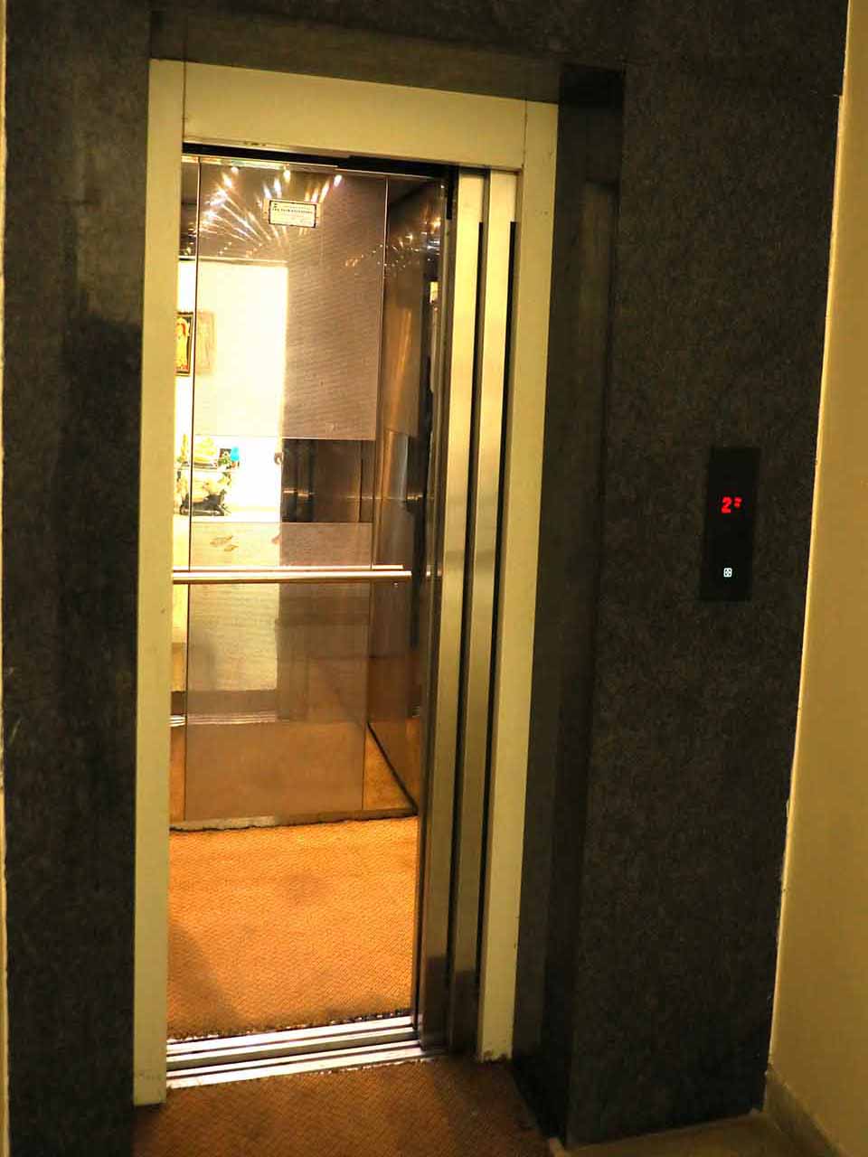 Lift Inside Mirror Finish