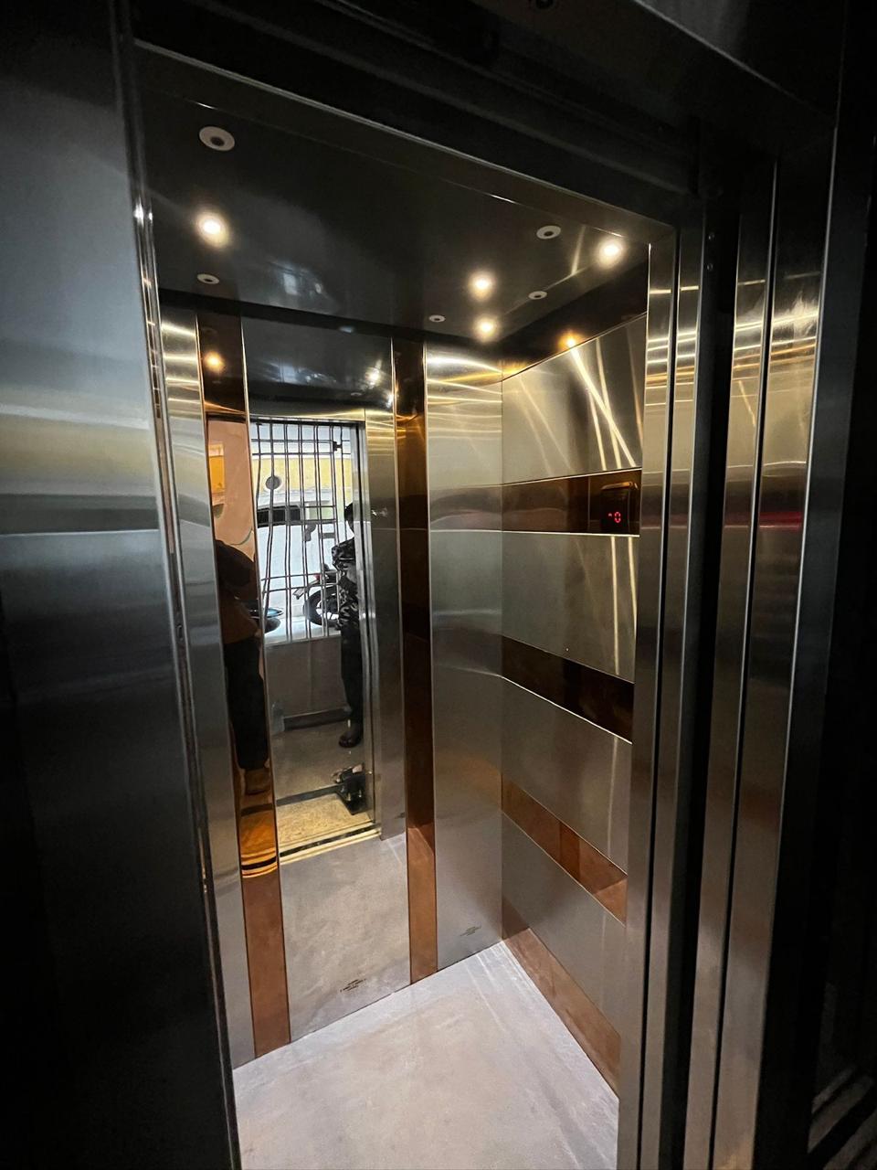 SS Cabin Gold sheet Border